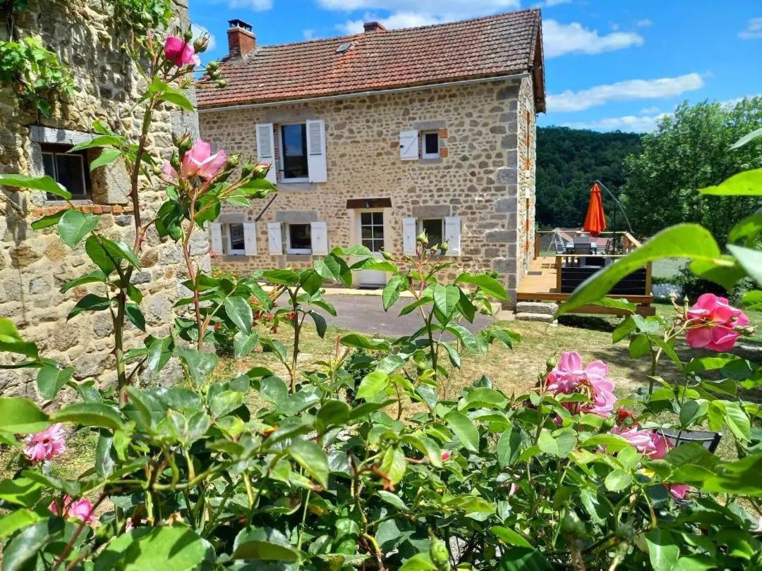 Gite Les Hauts De Villemaloux Dontreix Eksteriør billede